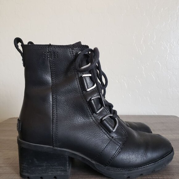 Sorel Cate Waterproof Leather Lace-Up Block Heel Ankle Boots Black 7 Biker Moto - Picture 1 of 12